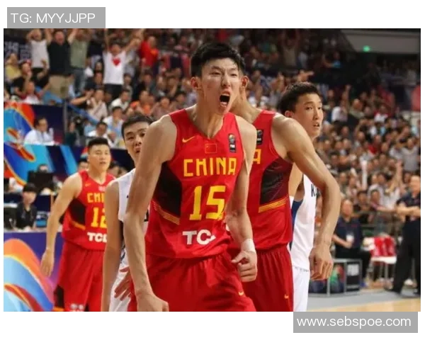 周琦在国际篮球舞台上的崛起与挑战：从中国篮球新星到世界级球员的奋斗历程