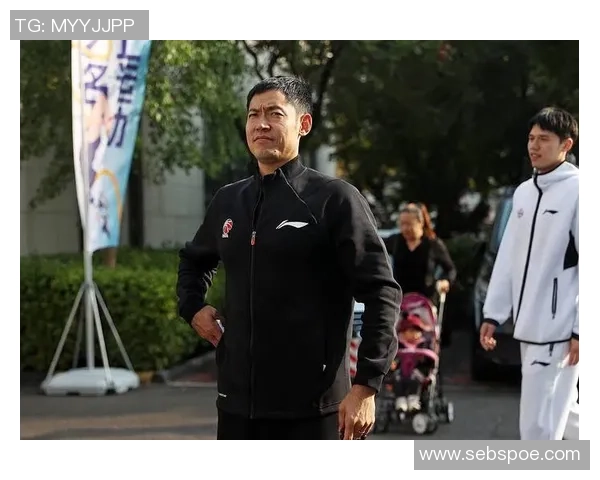 张庆鹏的篮球传奇之路：从青涩少年到职业球员的奋斗历程与心路历程